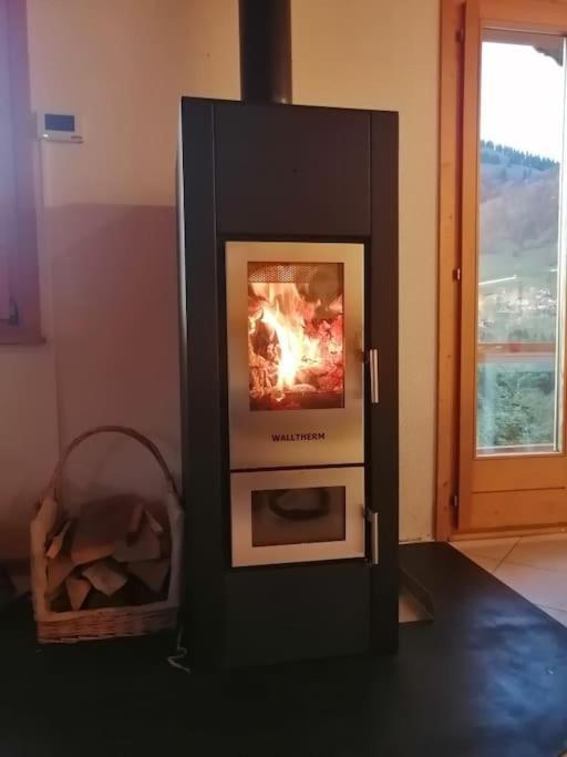 Confortable Chalet Avec Magnifique Vue En Gruyere. تشاميري المظهر الخارجي الصورة